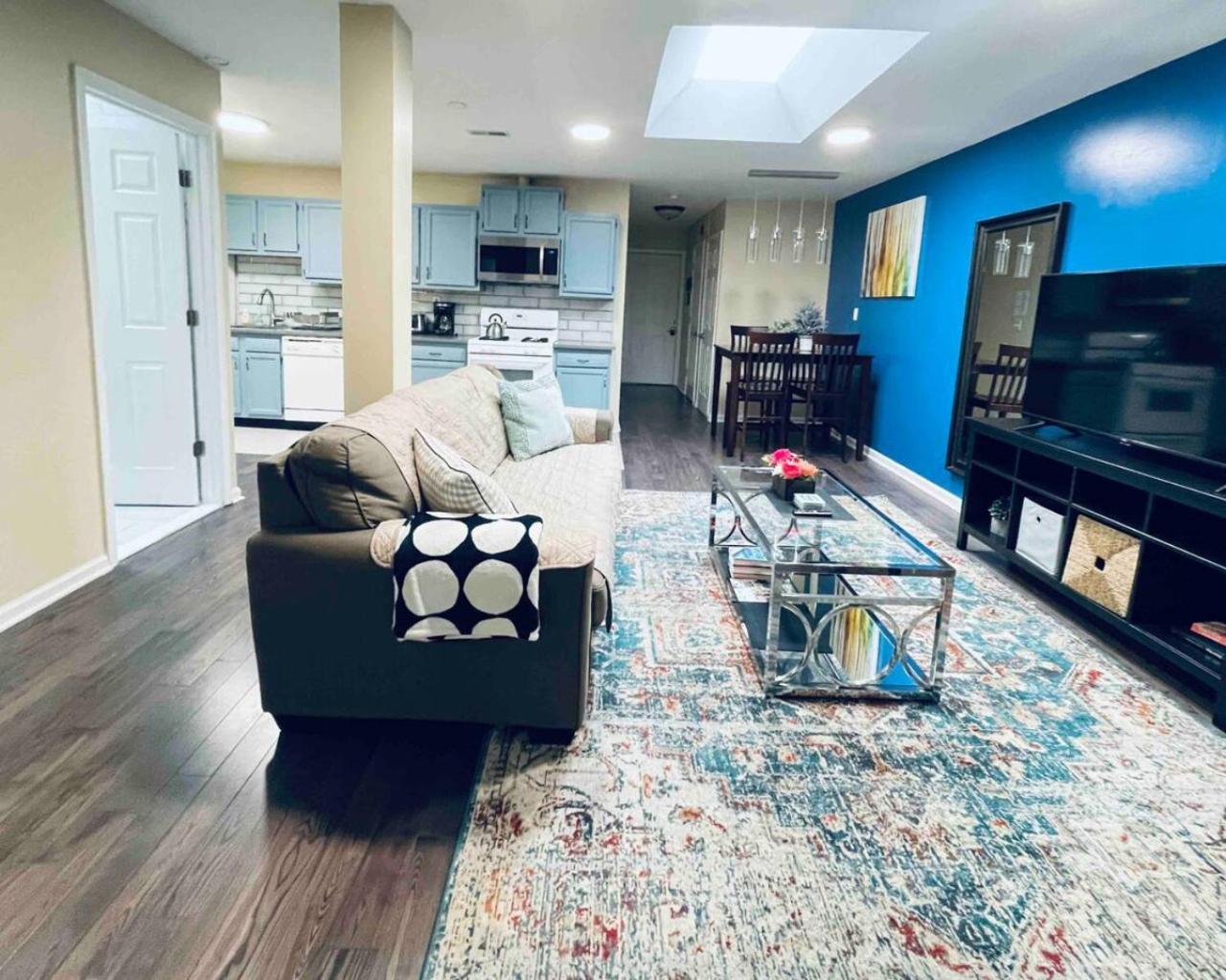 Apartment Cozy Beautiful 2bd In Center Philadelphia